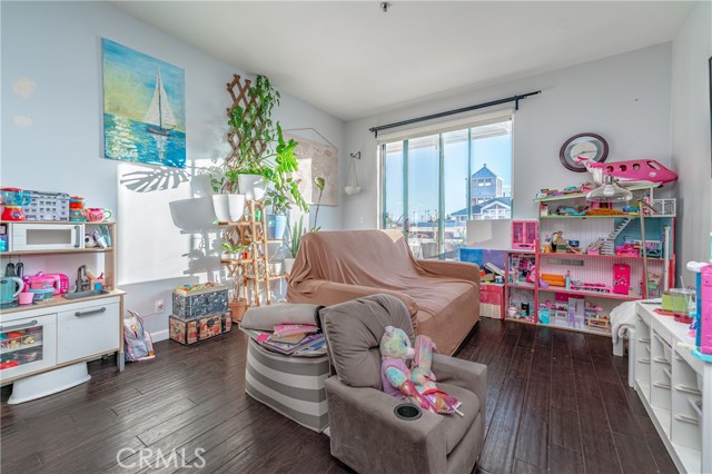 Detail Gallery Image 7 of 18 For 865 South B Street #P-2,  Oxnard,  CA 93030 - 1 Beds | 1 Baths