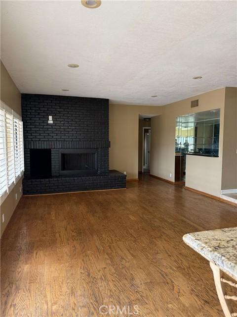 Detail Gallery Image 8 of 26 For 24250 via Lenardo, Yorba Linda,  CA 92887 - 3 Beds | 3 Baths