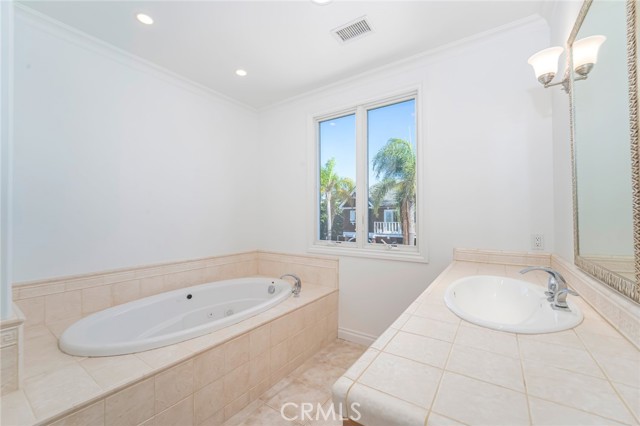 Detail Gallery Image 33 of 42 For 119 Opal Ave, Newport Beach,  CA 92662 - 3 Beds | 2/1 Baths