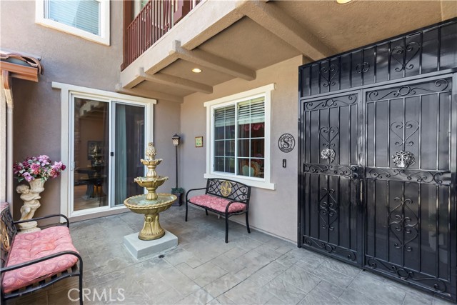 Detail Gallery Image 5 of 45 For 27488 Murrieta Oaks Ave, Murrieta,  CA 92562 - 4 Beds | 3 Baths