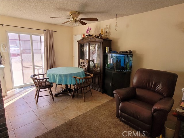 Detail Gallery Image 13 of 38 For 15115 Ash St, Hesperia,  CA 92345 - 4 Beds | 2 Baths