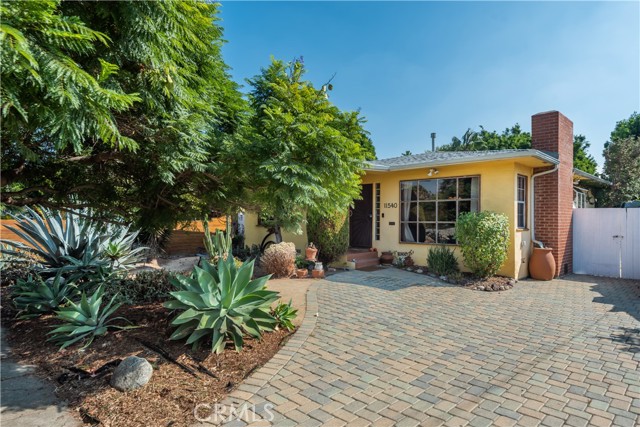 Detail Gallery Image 1 of 1 For 11540 Barman Ave, Culver City,  CA 90230 - 3 Beds | 2 Baths