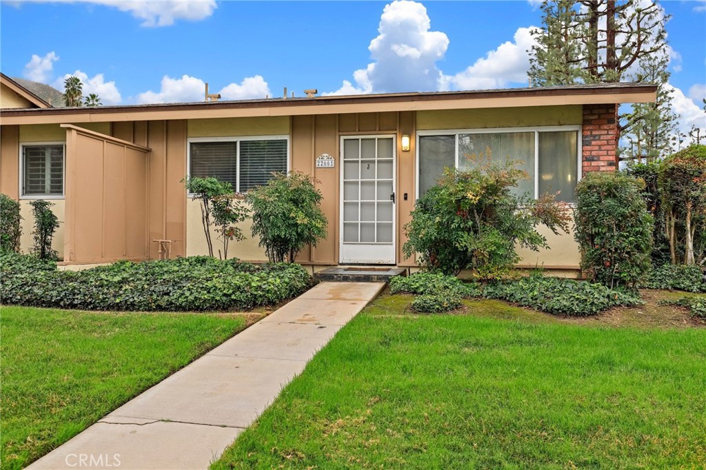 22661 Palm Avenue J, Grand Terrace, CA 92313