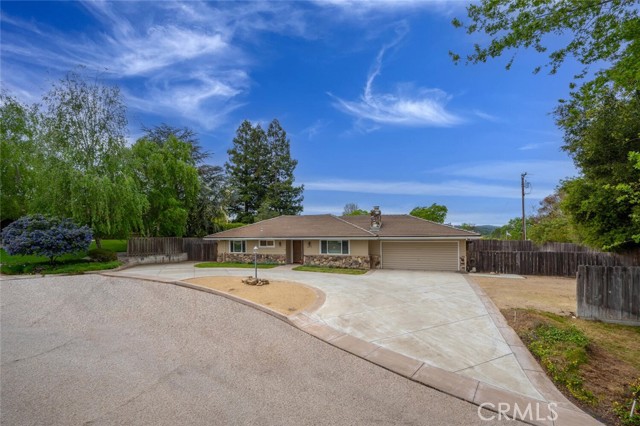 Detail Gallery Image 1 of 36 For 6272 Monterey Ct, Atascadero,  CA 93422 - 4 Beds | 2/1 Baths