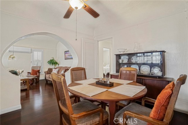 531 W Arbutus Street, Compton CA: https://media.crmls.org/medias/6ed451fe-c1fa-4347-897c-92386c169dc1.jpg