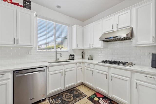 5529 N Valdez, Fresno CA: https://media.crmls.org/medias/6ed7f110-2b80-473e-b7b6-393402140aed.jpg