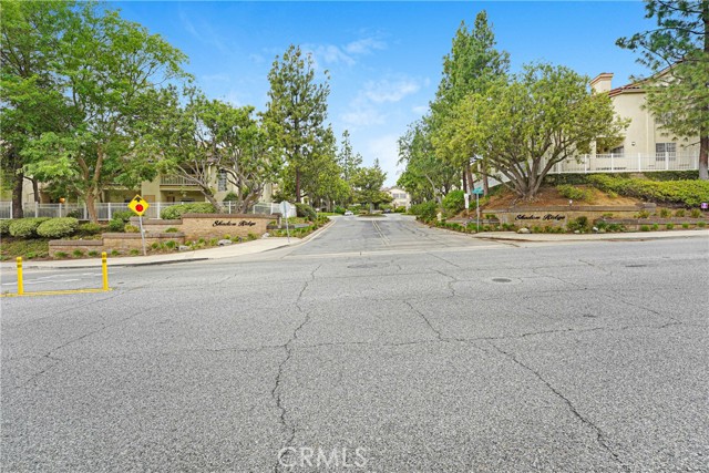 Detail Gallery Image 15 of 17 For 5728 Oak Bend Ln #310,  Oak Park,  CA 91377 - 1 Beds | 1 Baths