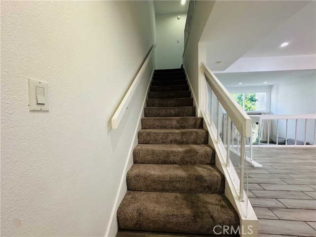 Detail Gallery Image 15 of 28 For 6238 1/2 Shoup Ave, Woodland Hills,  CA 91367 - 2 Beds | 2/1 Baths