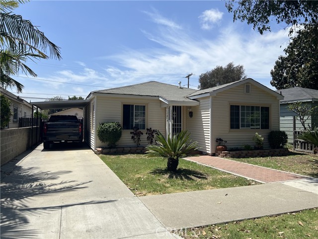 Detail Gallery Image 1 of 20 For 2085 Fashion Ave, Long Beach,  CA 90810 - 2 Beds | 1 Baths