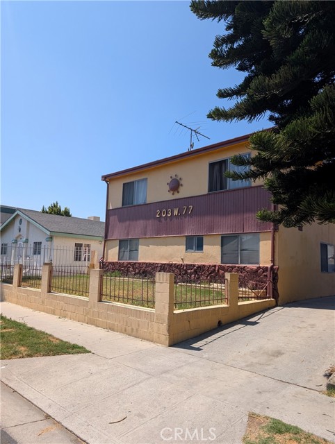 Detail Gallery Image 18 of 41 For 203 W 77th St St, Los Angeles,  CA 90003 - – Beds | – Baths