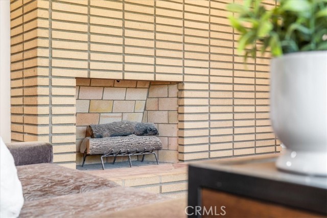 Detail Gallery Image 5 of 34 For 1831 W Avenue L12, Lancaster,  CA 93534 - 5 Beds | 2 Baths