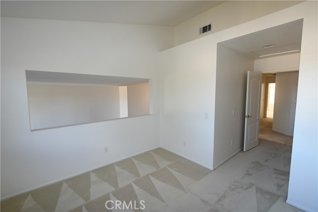 Detail Gallery Image 24 of 28 For 657 Cardinal Ridge Ln #B,  Simi Valley,  CA 93065 - 3 Beds | 2/1 Baths