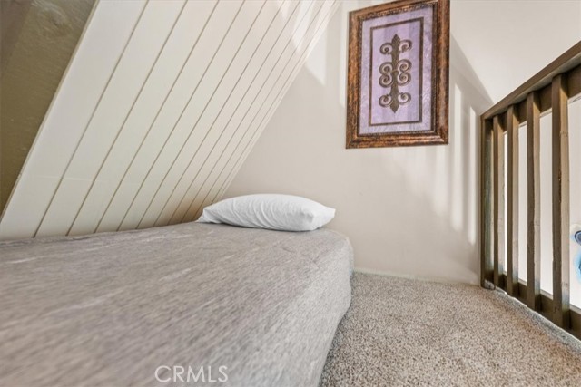 1277 Lovers Lane, Rimforest CA: https://media.crmls.org/medias/6eddaf11-ac74-4295-b44b-20bac1aa90a7.jpg
