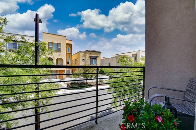 Detail Gallery Image 19 of 30 For 656 Daniel Freeman Cir, Inglewood,  CA 90301 - 4 Beds | 4 Baths