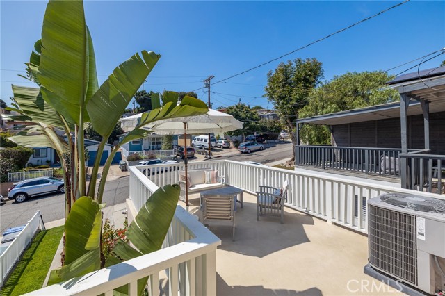 1611 Armour Lane, Redondo Beach, California 90278, 3 Bedrooms Bedrooms, ,1 BathroomBathrooms,Residential,Sold,Armour,SB22183889