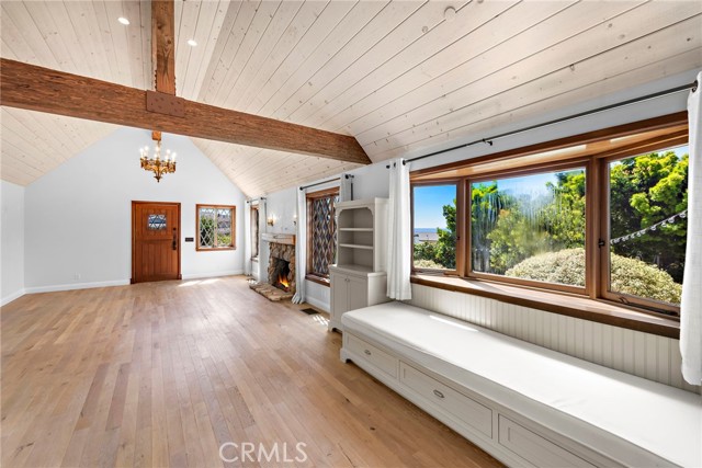 Detail Gallery Image 8 of 30 For 274 Wave St, Laguna Beach,  CA 92651 - 3 Beds | 2 Baths