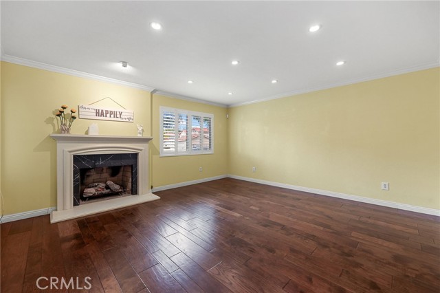 Image 6 of 42 For 6844 Southampton