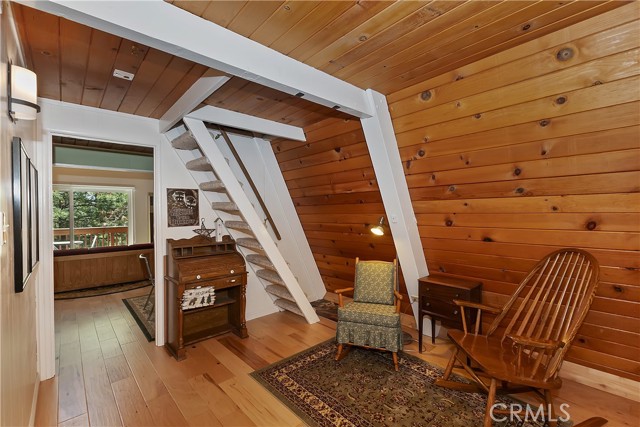 31115 All View Drive, Running Springs CA: https://media.crmls.org/medias/6ee06059-3ebc-4e96-812c-d2ad8a5534c3.jpg