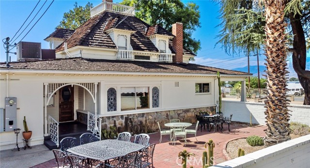 Image 23 of 41 For 2048 Mentone Boulevard