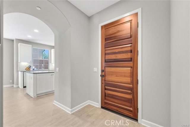 Detail Gallery Image 5 of 42 For 108 Barrington, Irvine,  CA 92618 - 4 Beds | 3/1 Baths