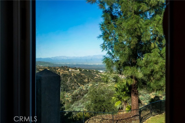 Detail Gallery Image 9 of 26 For 2620 Avenida Del Vista #203,  Corona,  CA 92882 - 1 Beds | 1 Baths