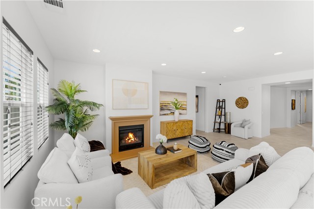 7659 Prairie Drive, Riverside CA: https://media.crmls.org/medias/6ee2bad4-f612-483f-b8f8-aca6cf1804d5.jpg