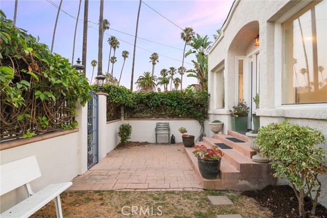 227 Ximeno Avenue, Long Beach CA: https://media.crmls.org/medias/6ee3cd53-a389-4ffc-945c-9251d530391e.jpg