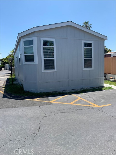 Detail Gallery Image 1 of 14 For 2767 W 1st St #14,  Santa Ana,  CA 92703 - 2 Beds | 1 Baths