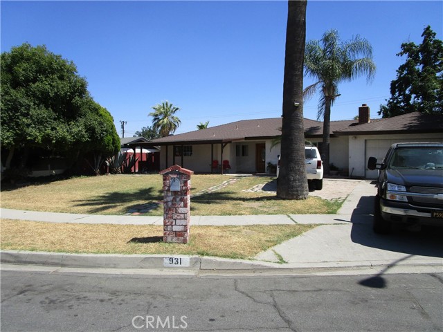 Detail Gallery Image 2 of 28 For 931 E Mesa Dr, Rialto,  CA 92376 - 3 Beds | 2 Baths