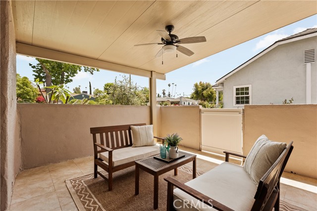 3848 Boyce Avenue, Los Angeles CA: https://media.crmls.org/medias/6ee5f9a7-d164-44fa-bd5b-4e8ffcec678f.jpg