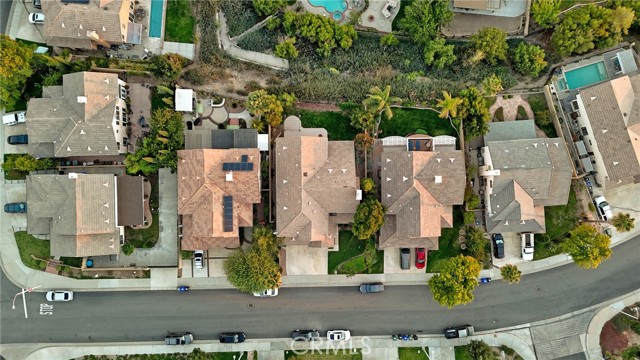 Detail Gallery Image 39 of 46 For 14218 Yellowstone Ln, Canyon Country,  CA 91387 - 6 Beds | 4 Baths