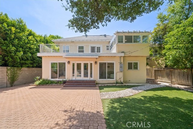 268 S Norton Avenue, Los Angeles CA: https://media.crmls.org/medias/6ee6823e-f9da-4ca6-b500-47cc043e3525.jpg
