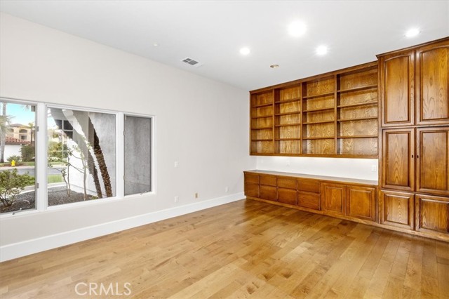 Detail Gallery Image 22 of 46 For 12325 Fairway Pointe, San Diego,  CA 92128 - 4 Beds | 3/1 Baths