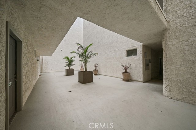 Detail Gallery Image 31 of 51 For 1440 Veteran Ave #241,  Los Angeles,  CA 90024 - 1 Beds | 1 Baths