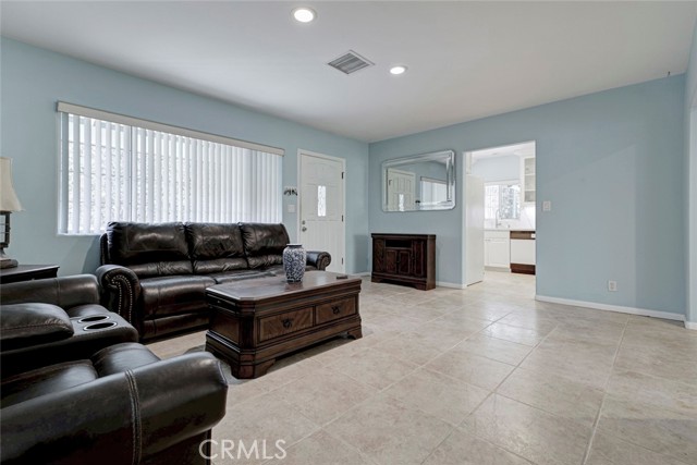 Image 8 of 50 For 6648 Gaviota Avenue