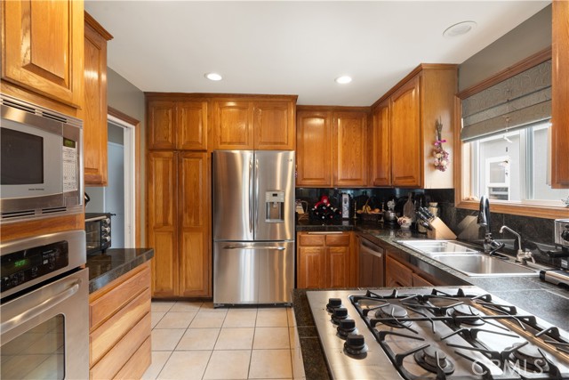 Detail Gallery Image 25 of 38 For 729 Longfellow Ave, Hermosa Beach,  CA 90254 - – Beds | – Baths