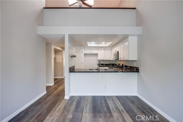 Detail Gallery Image 22 of 47 For 155 N Singingwood St #34,  Orange,  CA 92869 - 2 Beds | 2 Baths