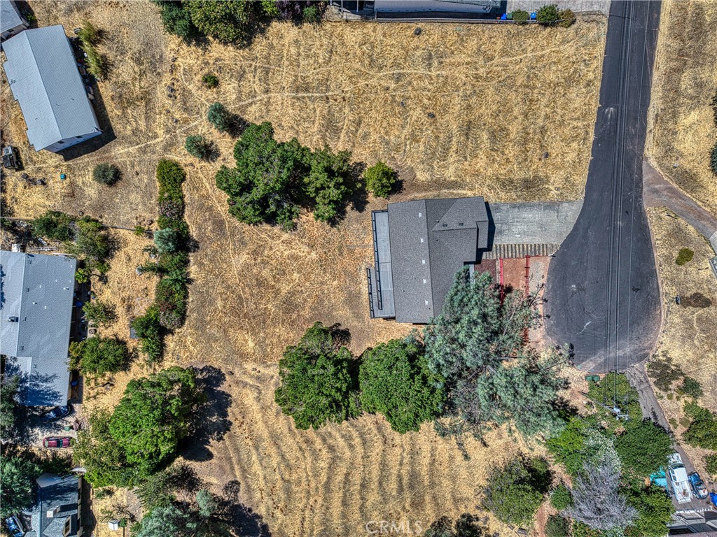https://media.crmls.org/medias/6ee96c31-61ae-49e6-888b-ee653455a489.jpg?preset=X-Large