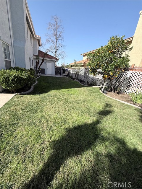 Detail Gallery Image 24 of 26 For 7919 San Pedro St, Fontana,  CA 92336 - 5 Beds | 3 Baths