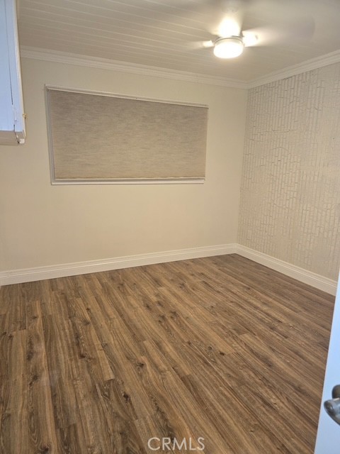 22509 Saticoy St. photo 13
