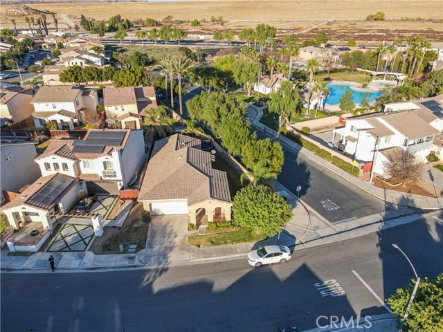 Detail Gallery Image 3 of 20 For 1506 Palma Bonita Ln, Perris,  CA 92571 - 3 Beds | 2 Baths