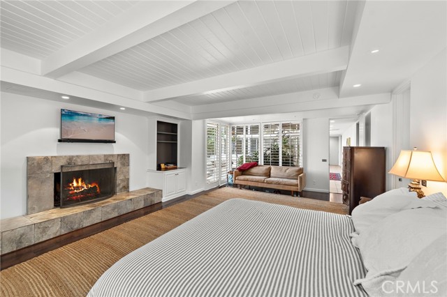 Detail Gallery Image 14 of 33 For 1401 Lincoln Ln, Newport Beach,  CA 92660 - 4 Beds | 5 Baths