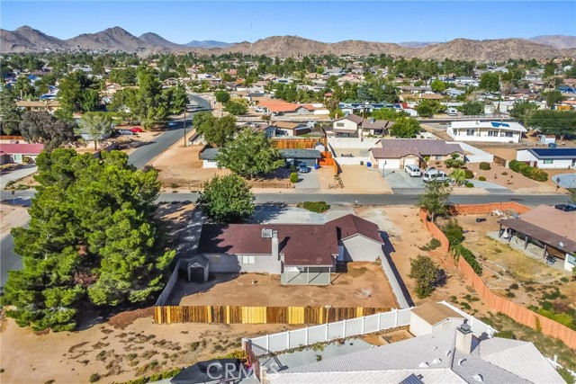 19891 Talihina Road, Apple Valley CA: https://media.crmls.org/medias/6eeabd6b-24f1-49cd-ab26-1a48c547b1ef.jpg