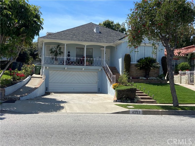 Detail Gallery Image 1 of 1 For 4257 Angeles Vista Bld, View Park,  CA 90008 - 3 Beds | 2 Baths