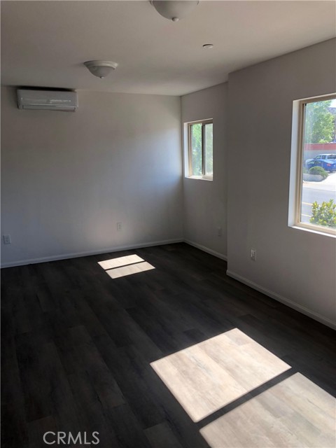 Detail Gallery Image 21 of 31 For 415 N Main, Lake Elsinore,  CA 92530 - – Beds | – Baths