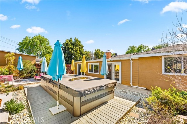 Detail Gallery Image 22 of 29 For 2009 W Oak, Fullerton,  CA 92833 - 3 Beds | 2 Baths