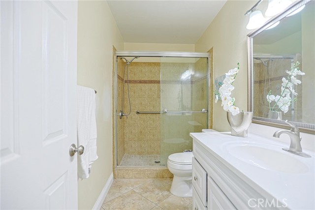 Detail Gallery Image 26 of 31 For 17230 San Lorenzo Cir, Fountain Valley,  CA 92708 - 4 Beds | 3 Baths