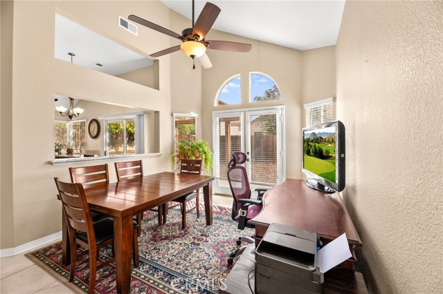 40723 Mountain Pride, Murrieta CA: https://media.crmls.org/medias/6eebe579-e660-4447-801c-440c2448bab1.jpg