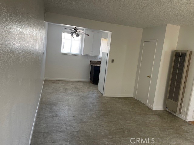 Detail Gallery Image 15 of 15 For 5105 Woodman Ave #3,  Sherman Oaks,  CA 91423 - 3 Beds | 2 Baths