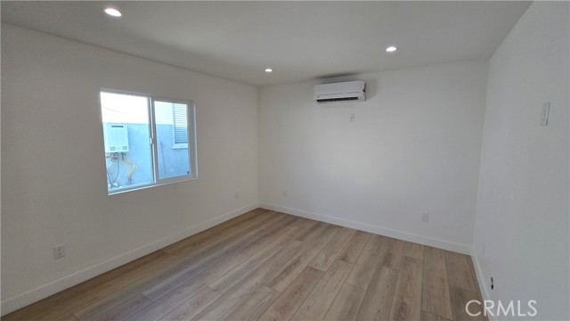 Detail Gallery Image 6 of 12 For 6448 a E Easton St, East Los Angeles,  CA 90022 - 2 Beds | 1 Baths